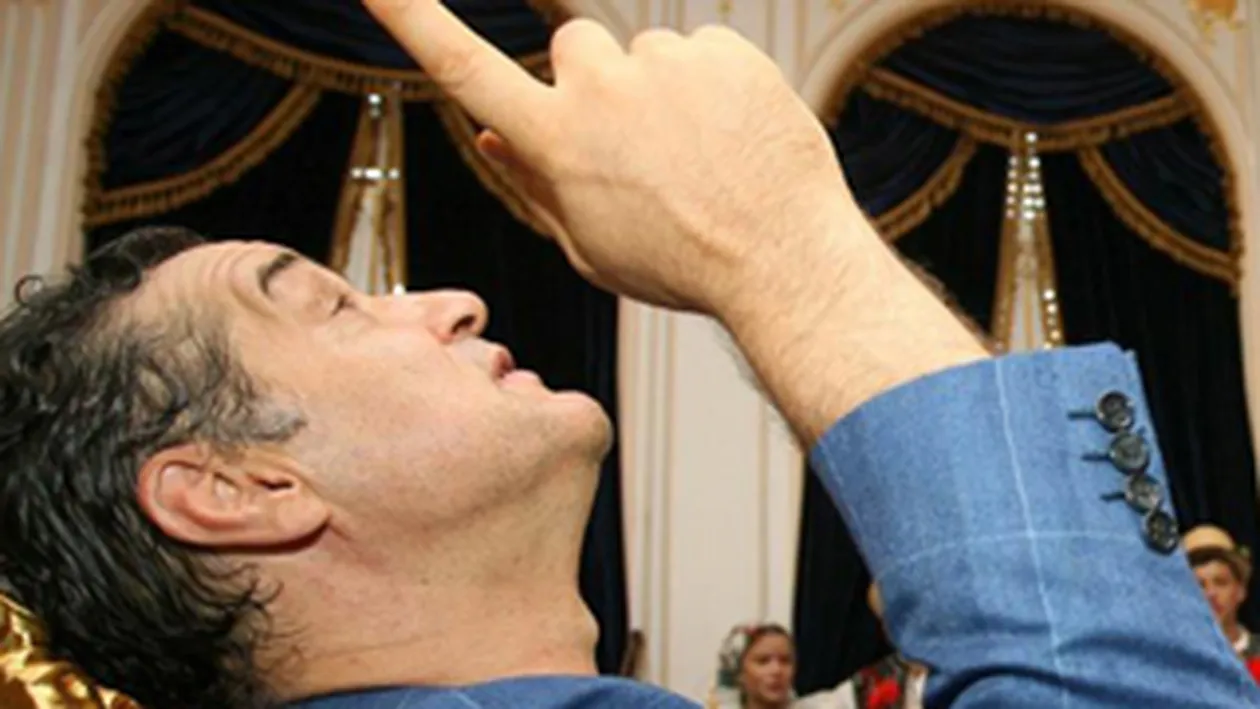 Pipera devine loc de pelerinaj! Gigi Becali a adus moastele a patru sfinti in comuna ilfoveana!