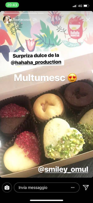 Laura Cosoi, cadou de la Smiley. Ce i-a trimis fostul iubit de 8 Martie. “Surpriză dulce… Mulțumesc!”