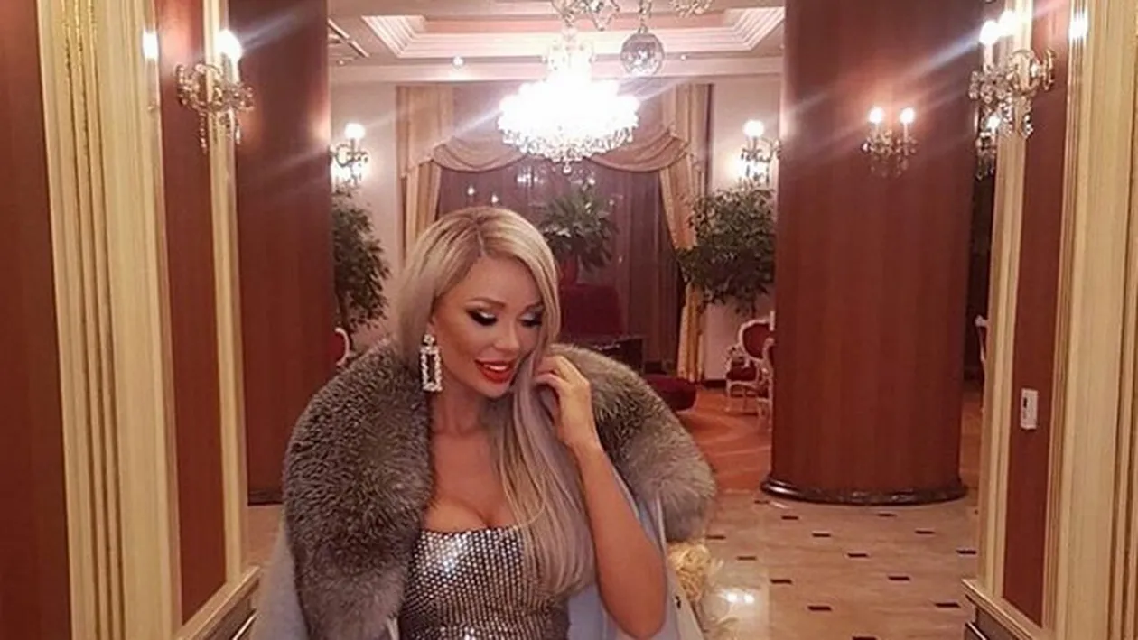 Bianca Drăgușanu, cu piciorul în ghips: M-am dat jos din mașină și am căzut în canal