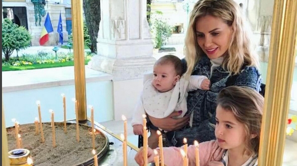 ANDREEA BĂNICĂ, în toi cu pregătirile pentru botezul fiului său! Ce ţinută va purta fiica ei, Sofia