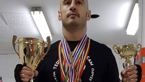 Teodor Emi, la pământ după victoria fulminantă cu Mircea Badea