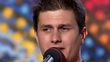 Avem deja revelatia de la Romanii au talent?! Dupa ce l-a ascultat pe el, Andra a izbucnit de bucurie - Vezi cum a cantat o melodie de-a lui Robbie Williams
