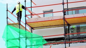 Ai salariul sub 1.500 de lei? Statul te ajutasa-ti reabilitezi casa