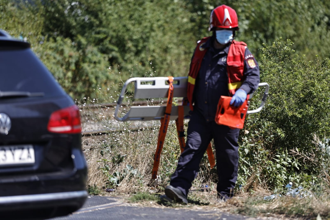 Accident grav pe linia de cale ferată București – Constanța. O persoană a căzut sub tren și a murit | FOTO