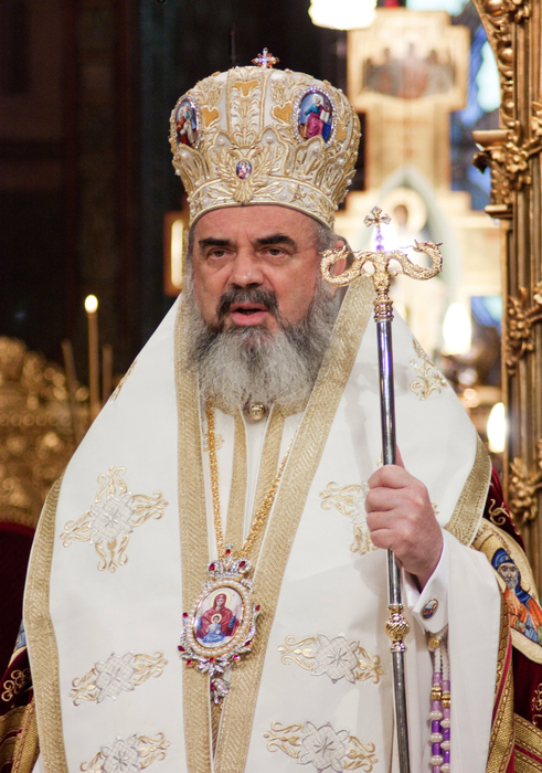 Îl ştie toată ţara, dar puţină lume îi cunoaşte numele. Cum îl cheamă în realitate pe Patriarhul Daniel