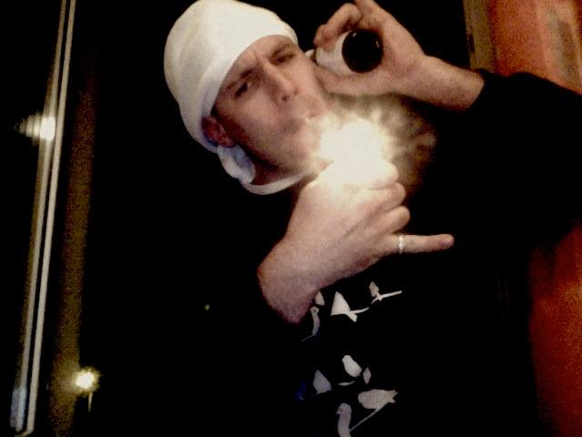 Rapper-ul Dr Knarf, paralizat și mutilat și pe viață. Primele imagini după ce medicii i-au îndepărtat jumătate din cap în urma exploziei produsă la un laborator de droguri