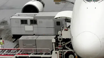 Trei sute de zboruri anulate pe aeroportul din Frankfurt, din cauza frigului