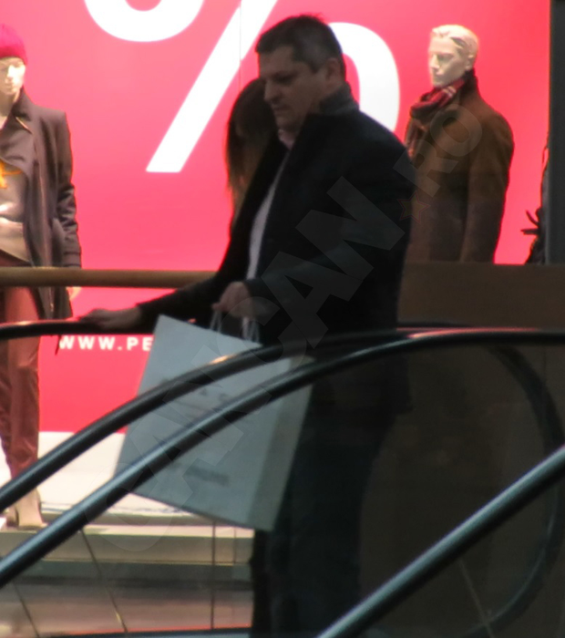 Fostul şef de la „Domeniile Statului” iubeşte cu năbădăi: a tras-o de păr în mall!