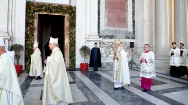 Ceremonie deosebită la Vatican: Poarta de la Bazilica Sfântul Paul a fost închisă. Papa Leon nu a fost prezent