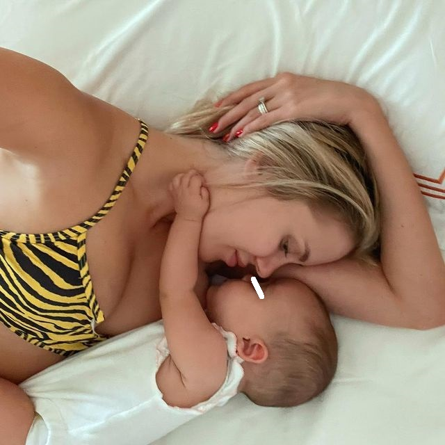 Emily și fetița ei, Amedea / Sursă foto: Instagram