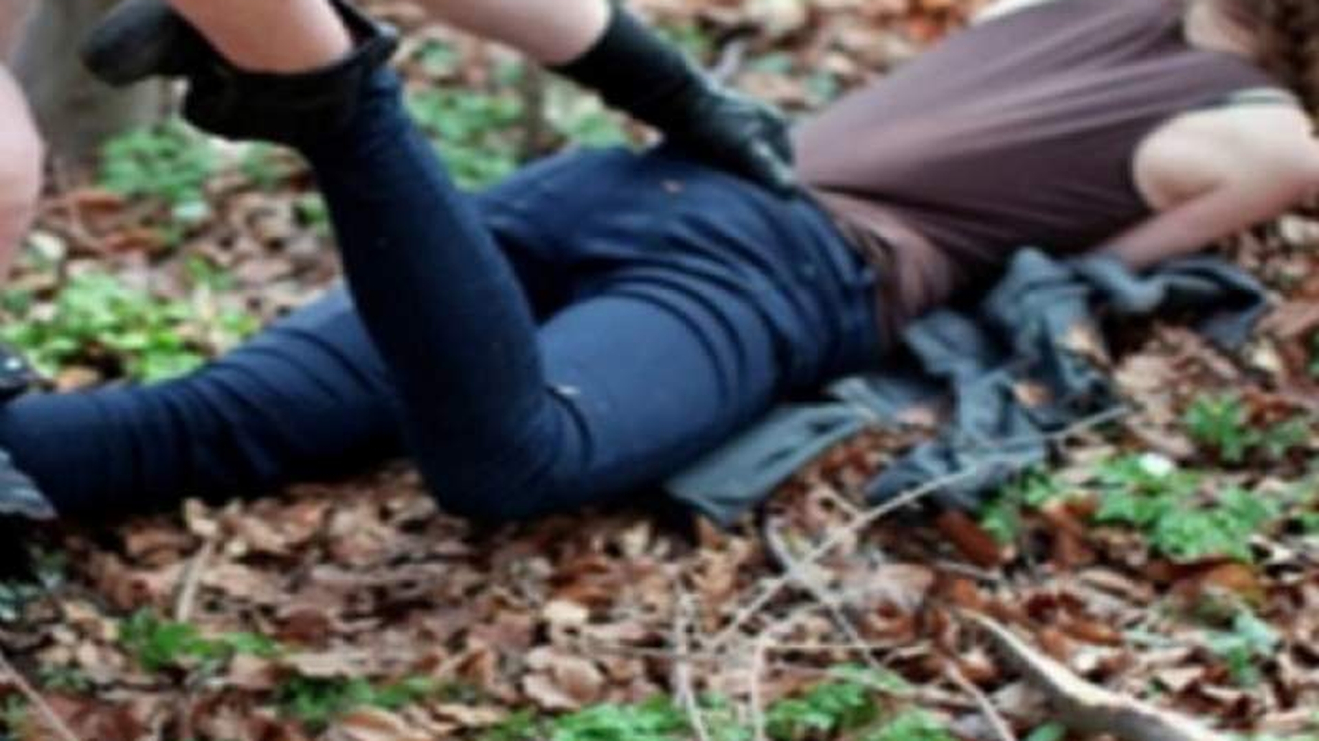 Poveste șocantă! O tânără de 19 ani a fost violată pe o stradă de Iași. A țipat după ajutor, dar nimeni n-a auzit-o