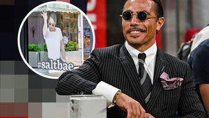 Salt Bae, dat afară de la petreceri VIP și de pe piață: cine i-a închis aproape toate restaurantele! L-a orbit luxul și l-a trădat aroganța!