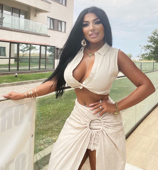 Scandal de proporţii în showbiz! Alina Marymar şi Mădălina Miu, întâlnire de gradul 0. Logodnica lui Tzancă Uraganu a bătut-o cu bestialitate pe fosta soţie a artistului