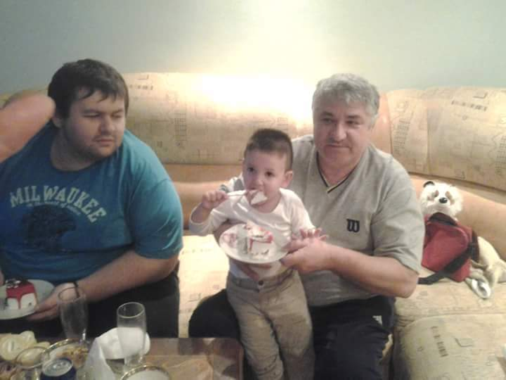 Cosmin ajunsese să-şi pună chiar viaţa în pericol din cauza kilogramelor în exces