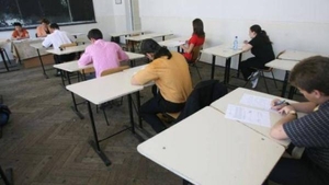 Reguli stricte la BAC 2018. Ce nu au voie să facă elevii în sala de examen