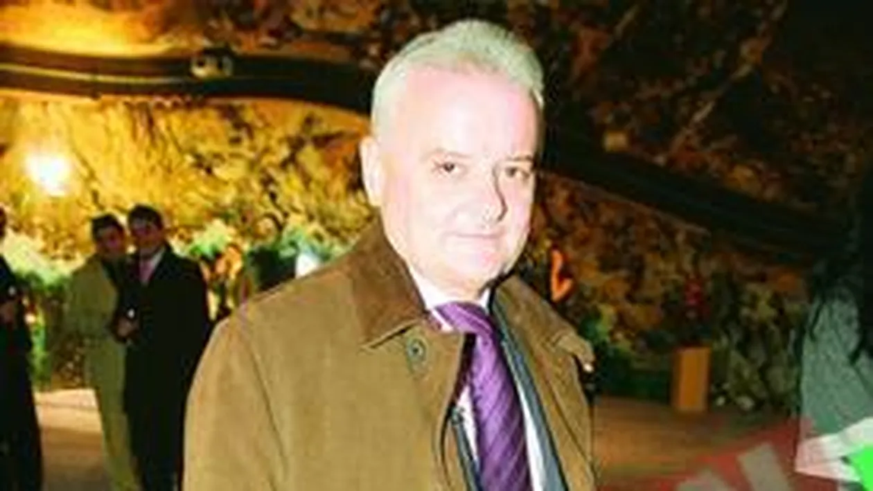 Da 5.000 de euro pe luna ca sa o incalzeasca pe Moni