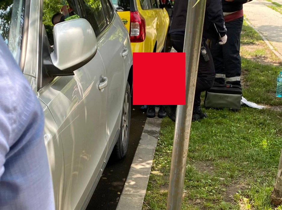 Mașină răsturnată pe Șoseaua Nordului din București! Fosta iubită a lui Ciro Castellano era la volan