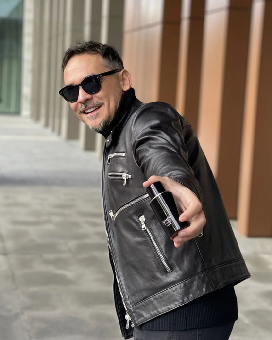 Răzvan Simion susține că pierde prea mult timp pe TikTok (Foto: Facebook)