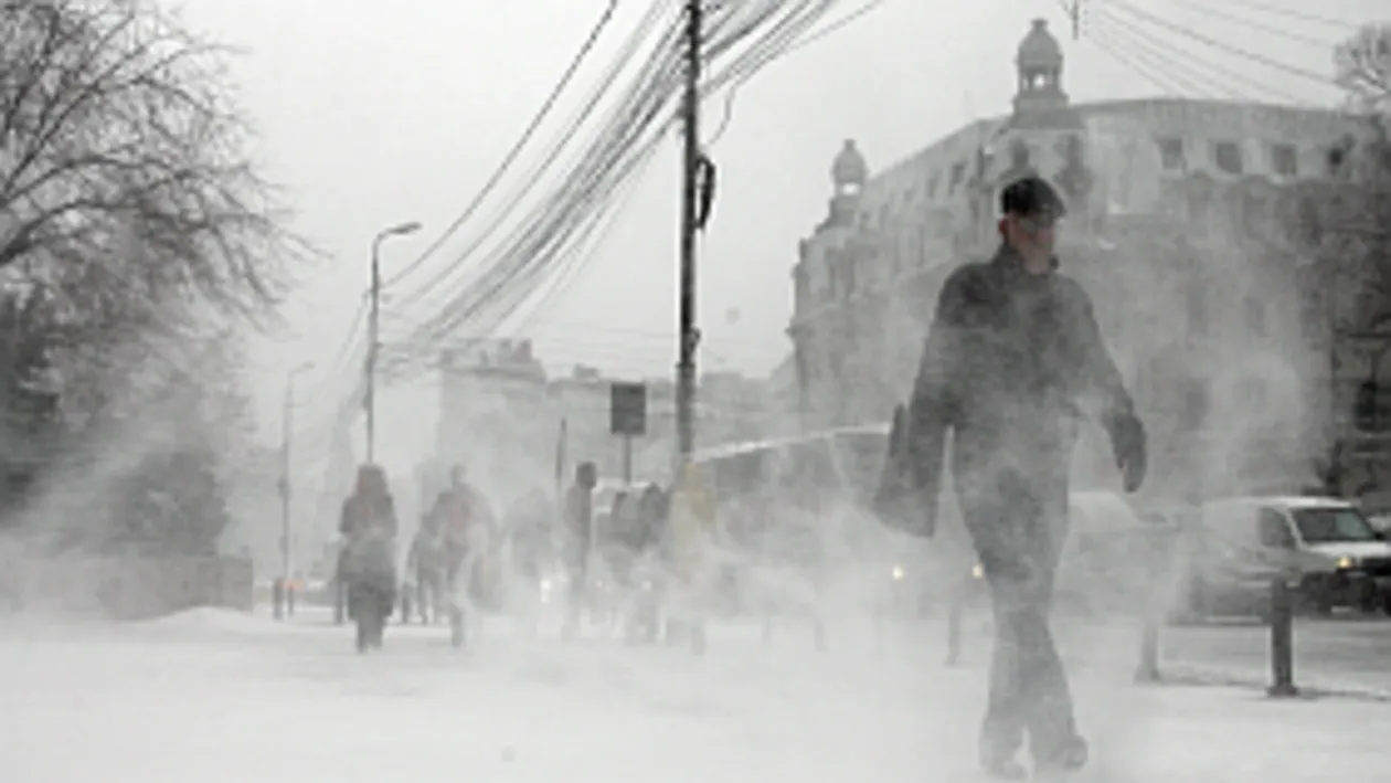 ANM, prognoză specială pentru Capitală. Bucureștenii sunt sfătuiți să nu iasă din casă