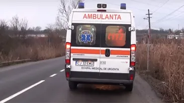 Un copil de 5 ani, spulberat de o maşină sub ochii părinţilor. Tragedia s-a petrecut în judeţul Cluj