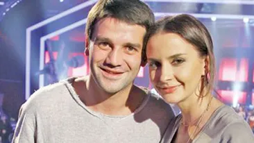 Iulian Canaf a cantat la petrecerea pentru ziua de nastere a Adelinei Chivu