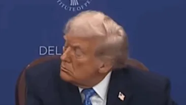 Starea de sănătate a lui Donald Trump, sub semnul întrebării. Președintele american a adormit din nou în timpul unei reuniuni