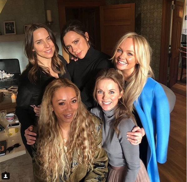 Spice Girls s-a reunit! Mel B. are 42 de ani, dar arată mai bine ca la 20. Cum a pozat în lenjerie intimă