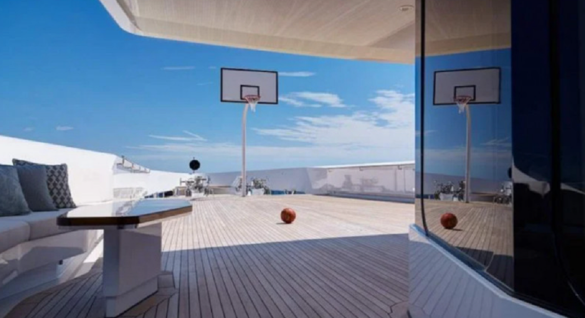 Yacht-ul ”Joy” - Sursă foto: charterworld