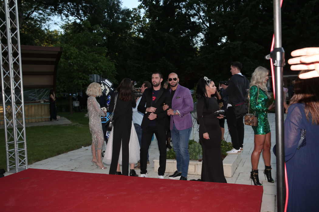 Anna Roman l-a bulversat pe Cătălin Cazacu la petrecerea "VIva"