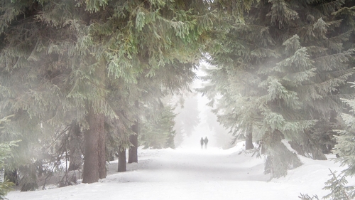 Se strică din nou vremea! Vortexul polar aduce temperaturi de iarnă siberiană în aceste zone