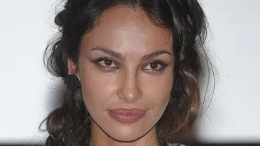 Stiai ca are acest talent? Madalina Ghenea a cantat la nunta fratelui ei alaturi de un pusti! Uite dovada