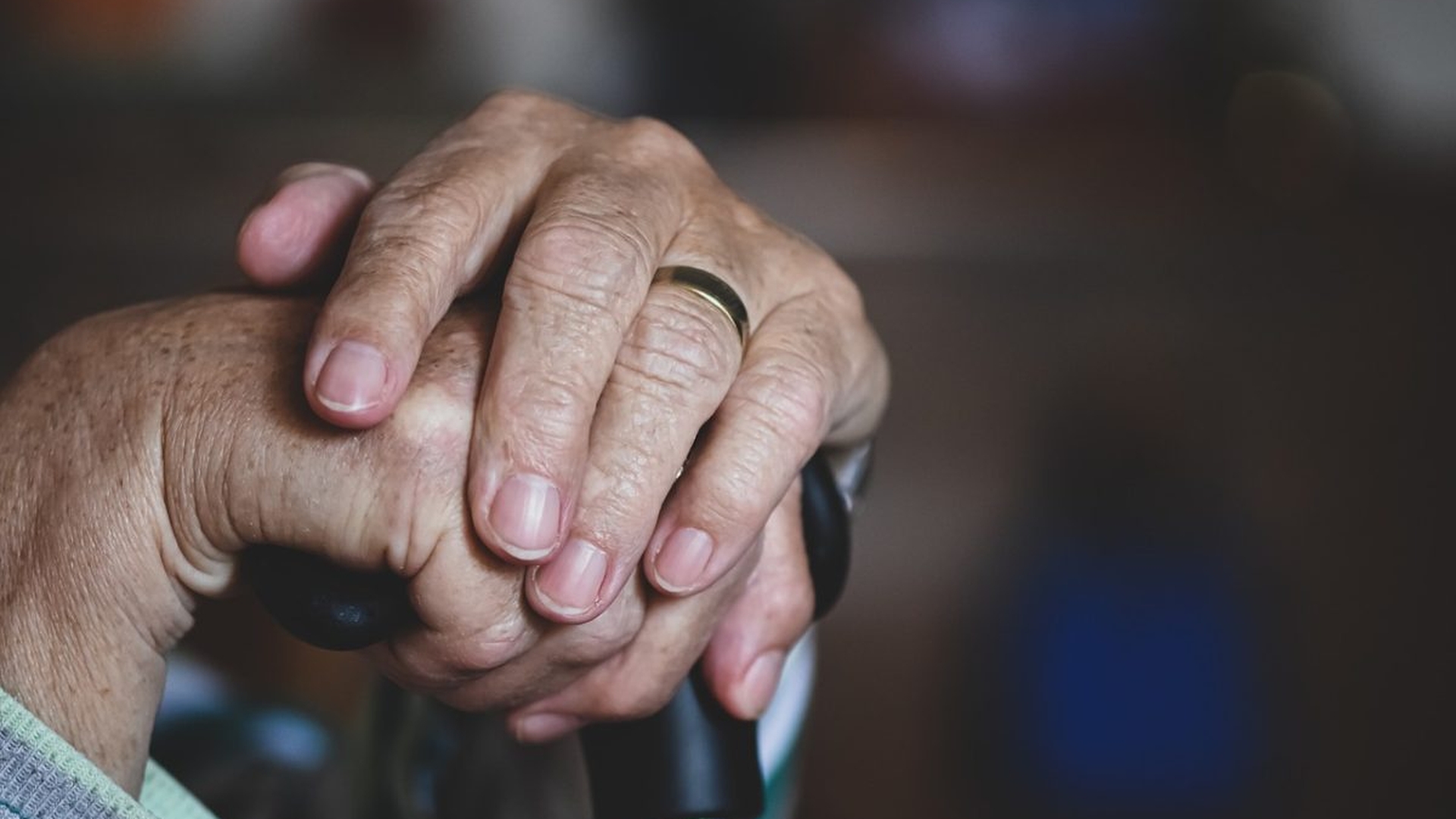 Povestea unei bătrâne din Kiev, care a văzut cum ruşii se pregăteau să o ucidă: "Ce este groapa aceasta în grădina mea?"/"Este mormântul tău"
