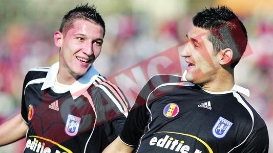 "Vreti sa ajungeti fotbalisti? Fara carte!"