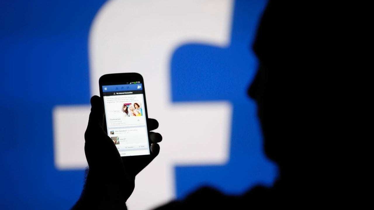 Anunţ important pentru utilizatorii Facebook! Ce modificări vor apărea pe reţeaua socială
