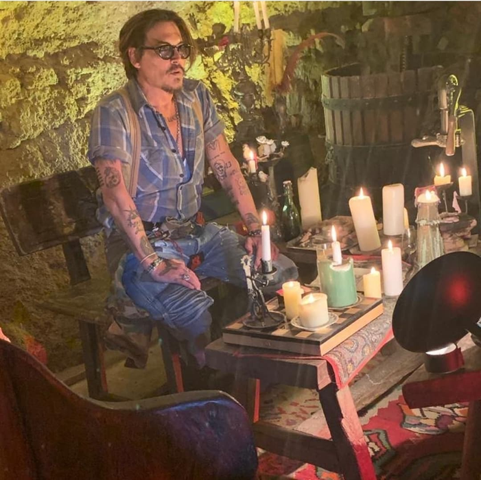 Johnny Depp a făcut pasul pe care toată lumea îl aștepta! Milioane de fani au fost în extaz