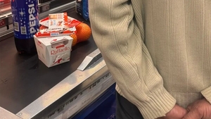 Povestea virală a lui "Moș Nicolae" din LIDL București: "Avea în portofel doar 200 de lei"