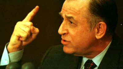 Momentul de reculgere pentru Ion Iliescu, boicotat pe mai multe stadioane