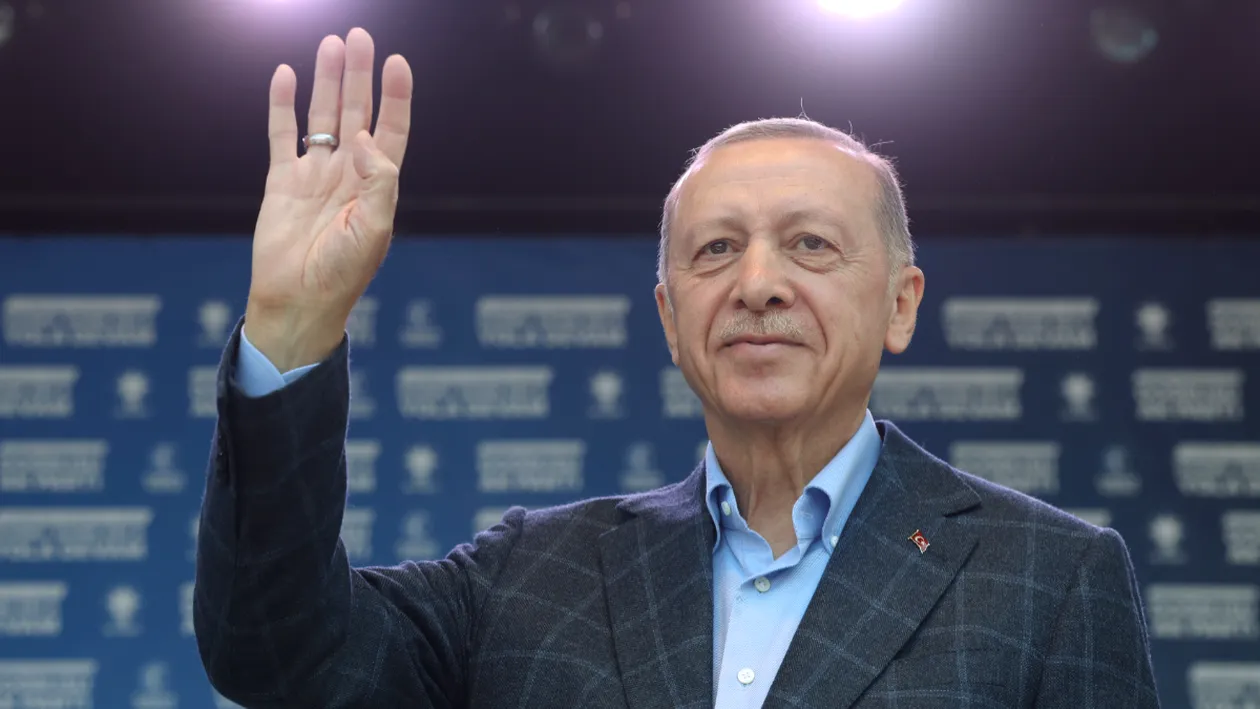 Alegeri în Turcia. Erdogan și Kilicdaroglu, luptă strânsă. Rezultatele parțiale arată că va exista turul doi