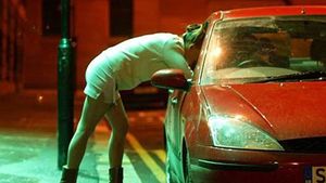 Povestea șocantă a unei tinere din Iași. S-a prostituat pentru a-i intra în grații iubitului, iar toate încasările ajungeau în buzunarul bărbatului