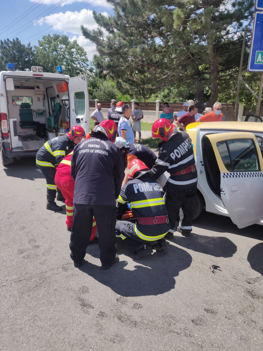 Accident grav în Ialomița. Un șofer a murit, iar alte două victime sunt în stare critică