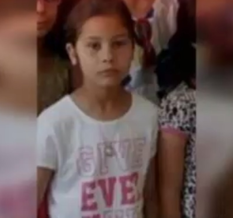 Ultimele imagini cu fetița dispărută în Dâmbovița! Cum a fost filmată de camerele de supraveghere