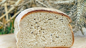 Alimente pe care le poți mânca și după ce au depășit data de expirare. Câte zile rezistă în plus, dacă sunt ținute la frigider