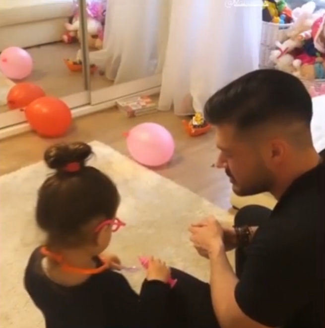 Bianca și Victor Slav, din nou împreună, la doar câteva zile după ce vedeta s-a despărțit de Alex Bodi. Primele imagini