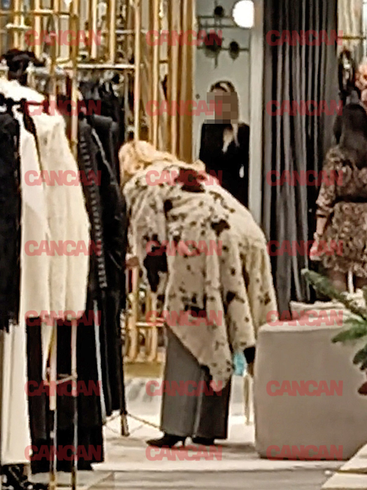 Dana Săvuică, shopping înainte de Crăciun