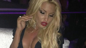 Loredana Chivu intr-o ipostaza... pacatoasa! "Esti beata moarta!" Vezi ce i-a facut pe fani sa spuna asta!