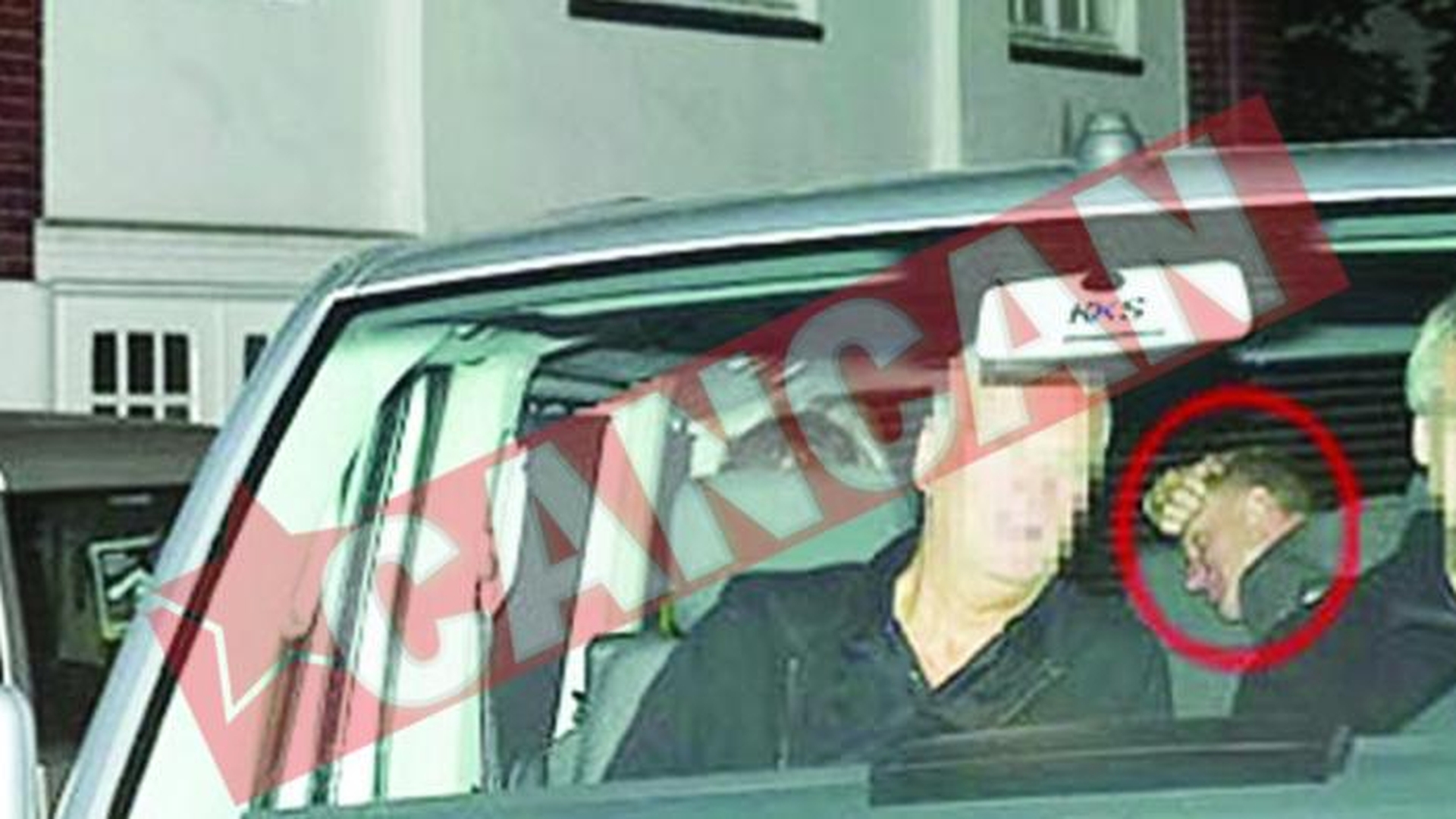 Sting, de la concert la bordel