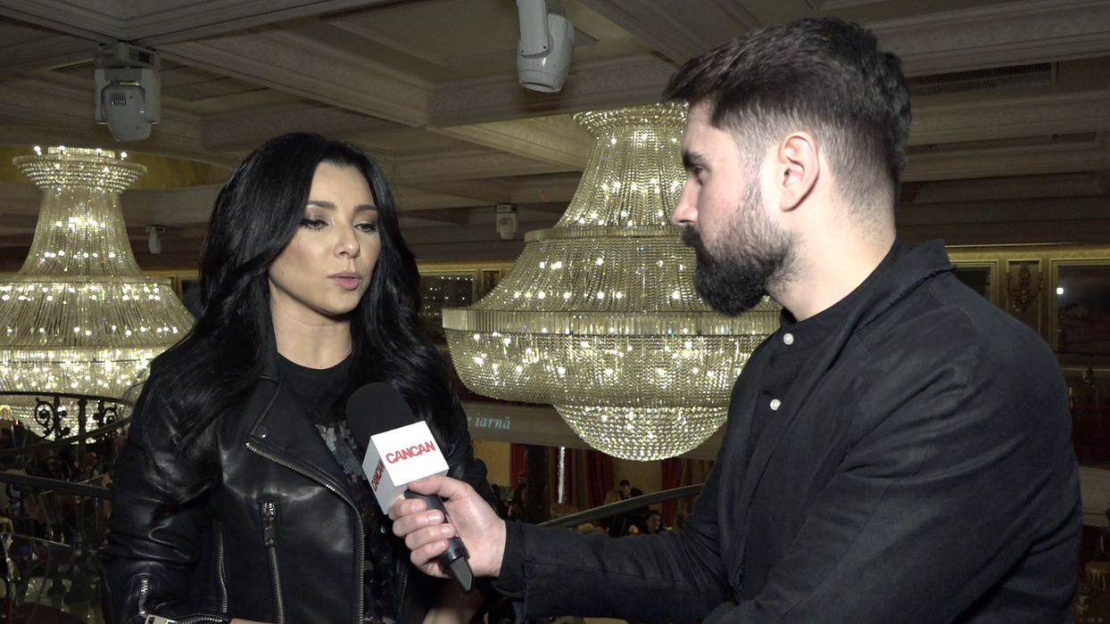 Corina Caragea, despre cadoul favorit: "O muzicuță de la ai mei, când eram mai mică. Ăla a fost cel mai frumos cadou, m-am bucurat foarte mult, iar în ziua de azi mă bucură experiențele primite cadou!"