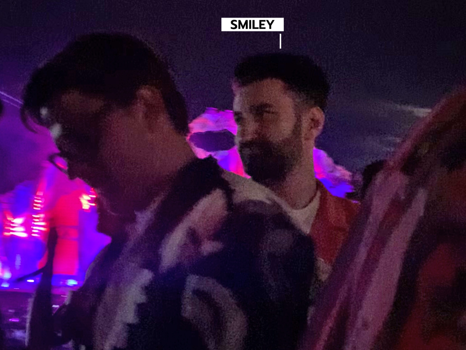 Smiley pleacă de la festival