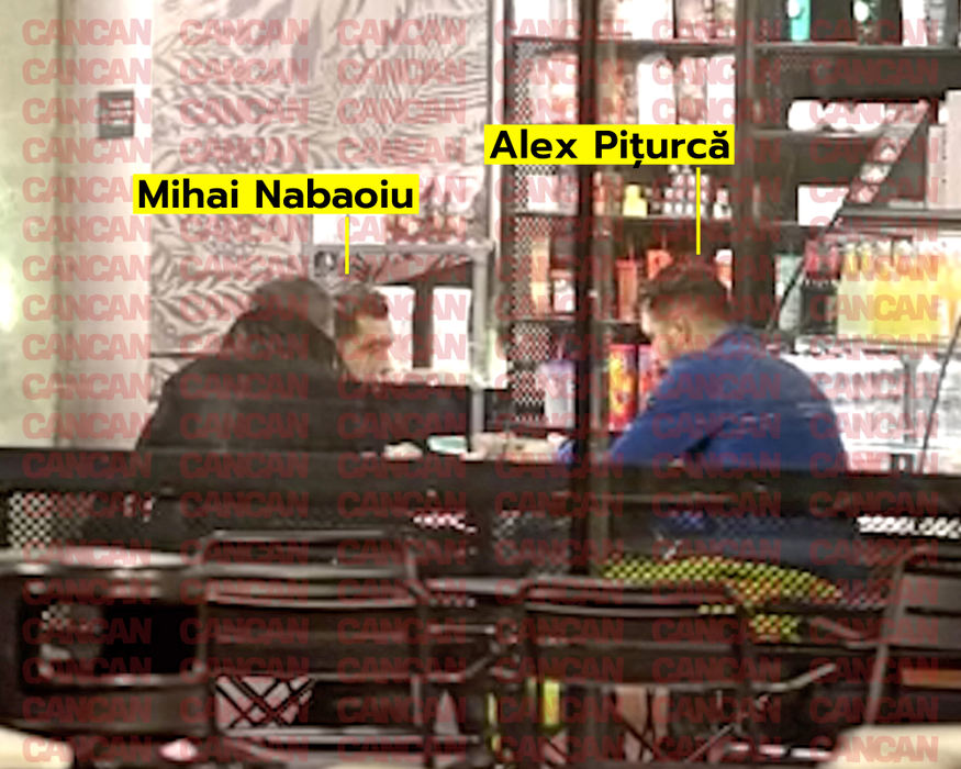 Alex Pițurcă și Mihai Naboiu, îngândurați în local (SURSA FOTO: CANCAN.RO)