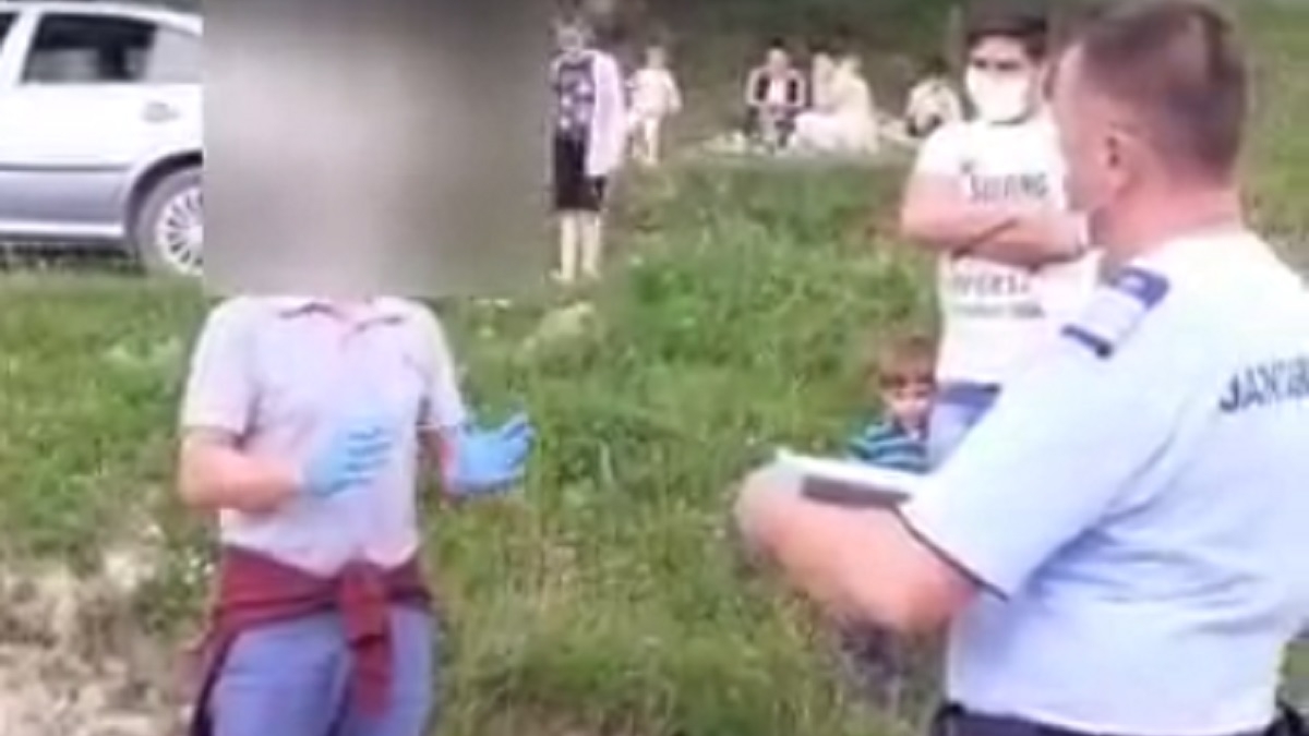 Testat pozitiv COVID-19, un bărbat a plecat la picnic, la cota 1.000, în Sinaia. Jandarmii l-au depistat imediat